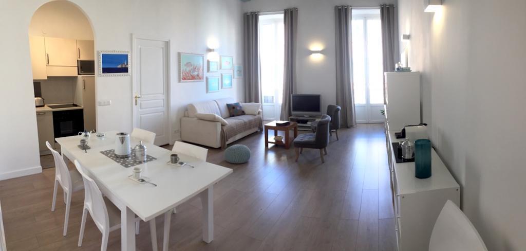 2 Bedrooms Appartement In Central Location On The Famous Place Massena Nice Exterior photo